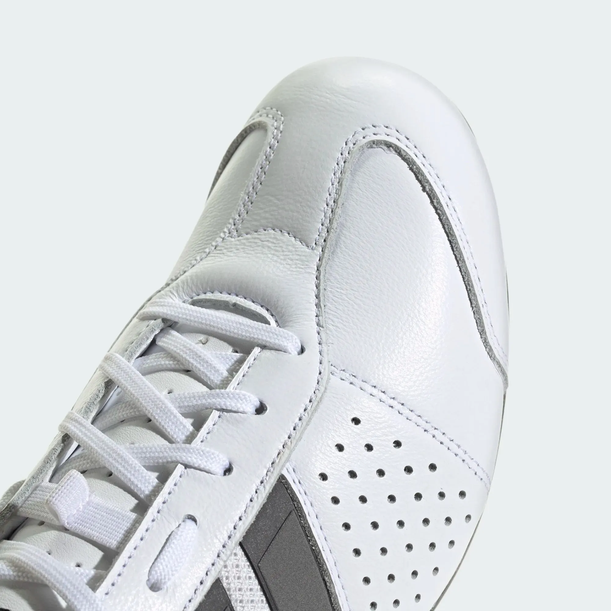 Adidas Heritage Road shoes - White