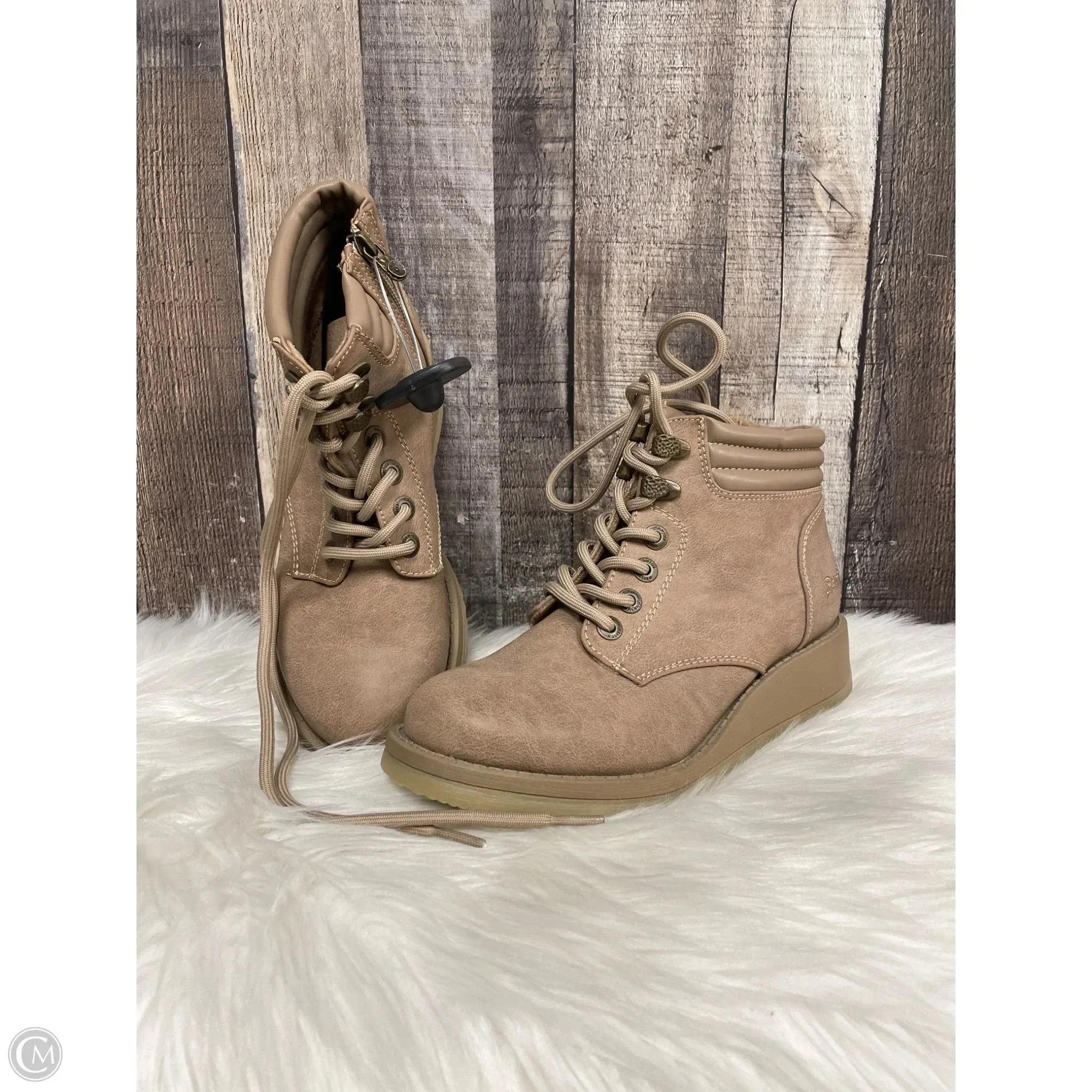 Boots Ankle Flats By Blowfish In Tan, Size: 7