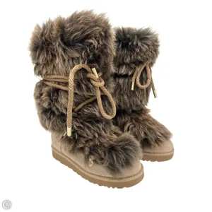 Boots Designer By UGG In Brown, Size: 6