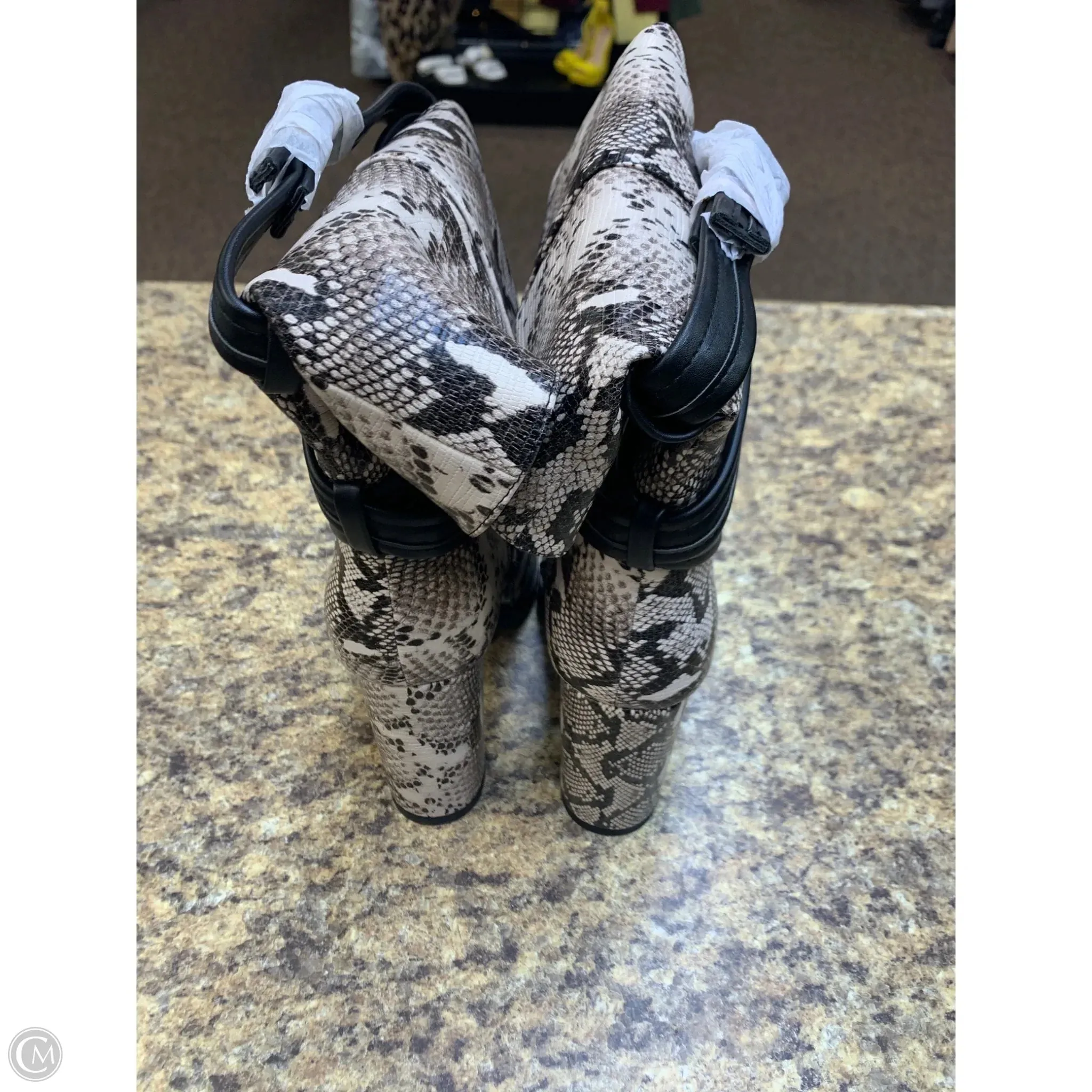 Boots Mid-calf Heels By Shoedazzle In Snakeskin Print, Size: 8