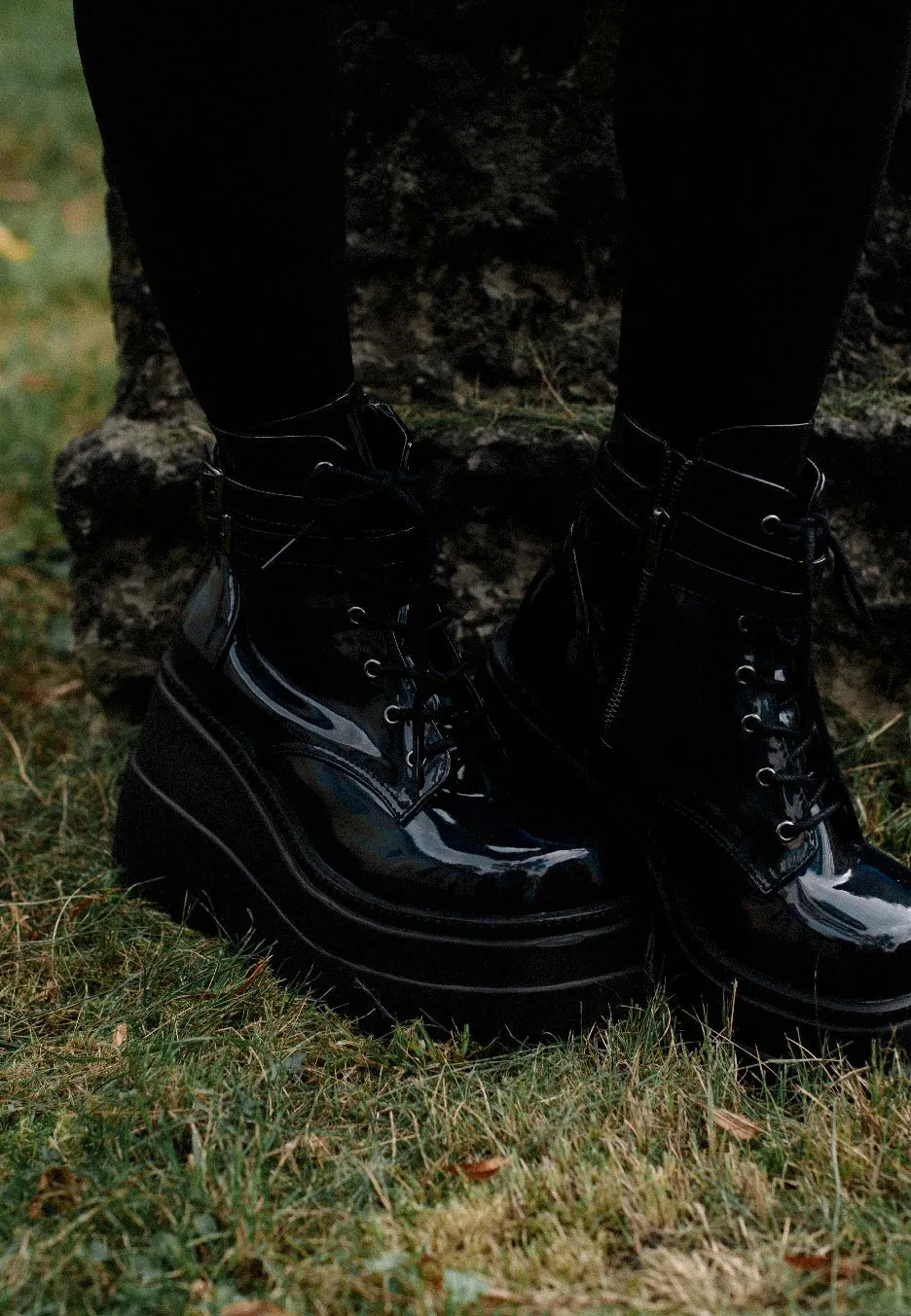 DemoniaCult - Shaker 52 Wedge Platform Black - Girl Shoes