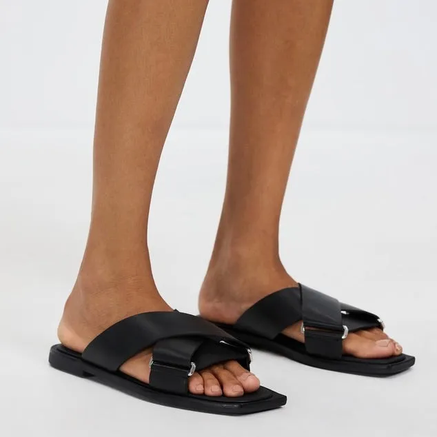 Elsie Slide Black SOL SANA