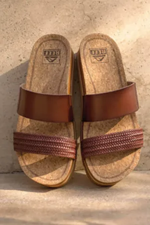 Reef Cushion Vista Hi Twist Sandals for Women in Chocolate Brown | CI8096