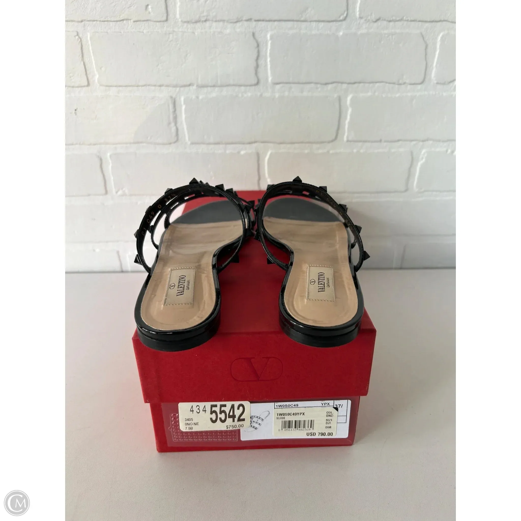 Sandals Luxury Designer By Valentino-garavani In Black, Size: 7.5