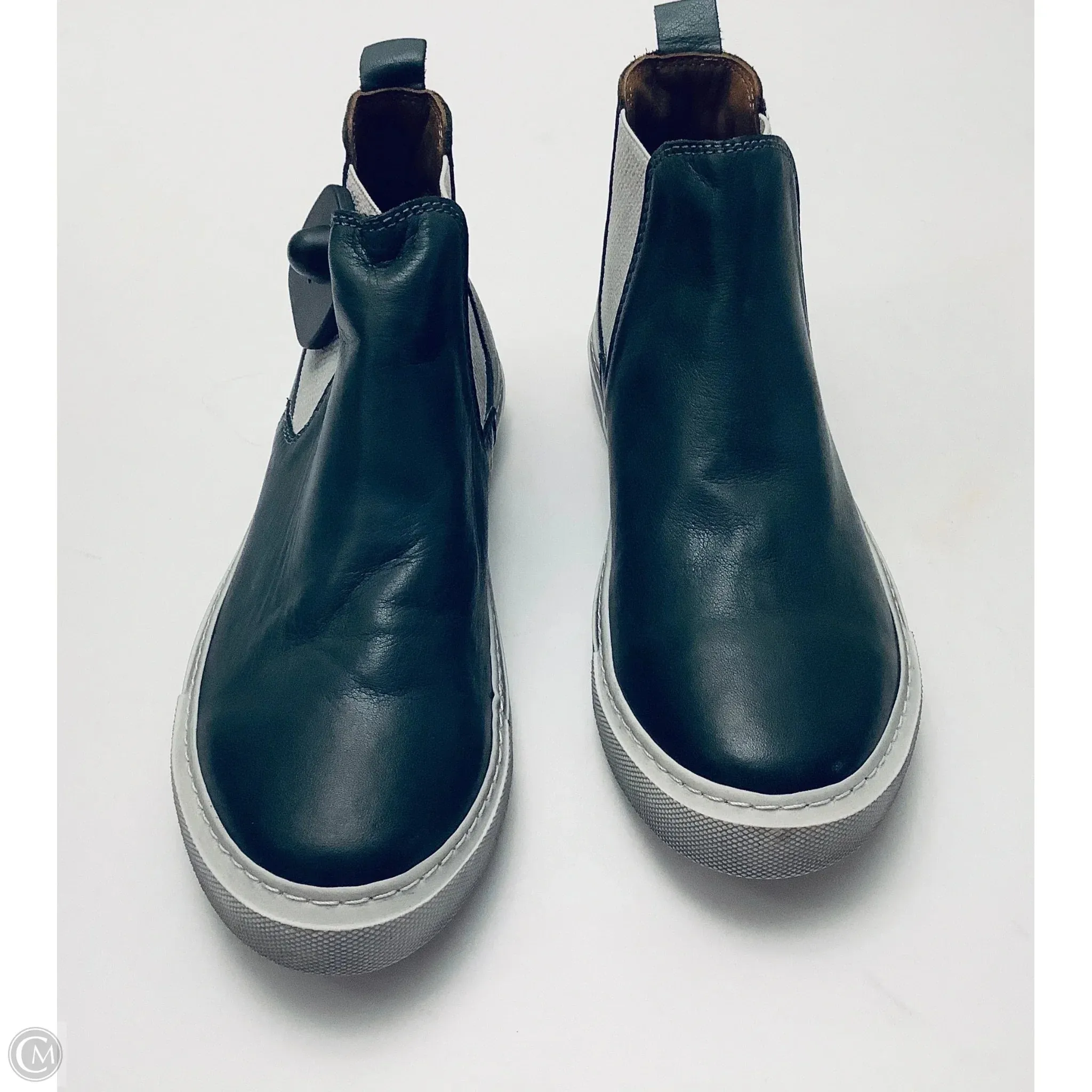 Shoes Flats By Bueno In Grey, Size: 8.5