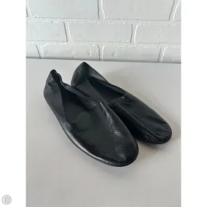 Shoes Flats By Vince In Black, Size: 8
