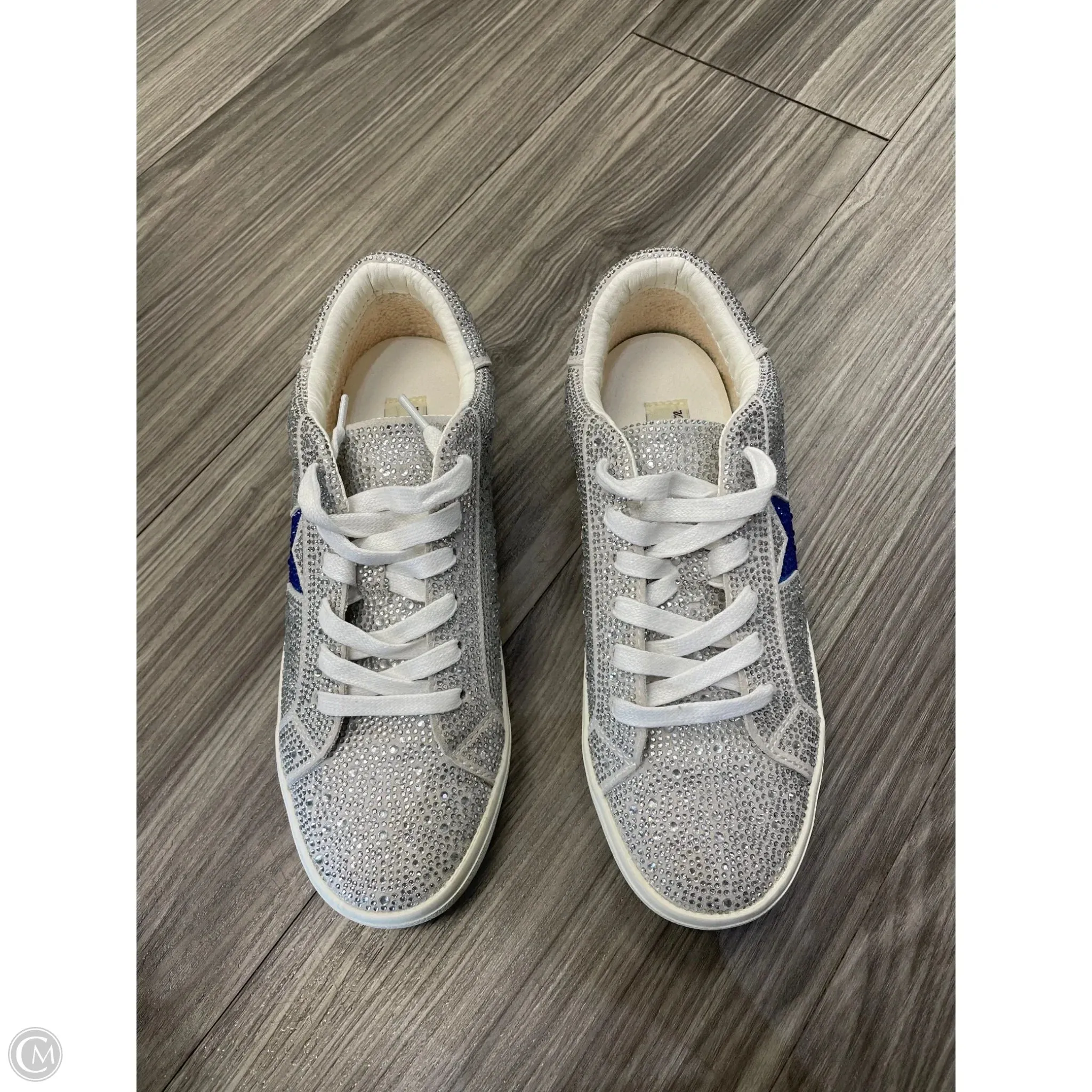 Shoes Flats By Vintage Havana In Silver, Size: 8.5