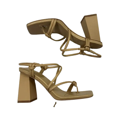 Shoes Heels Block By Marc Fisher In Cream, Size:5.5