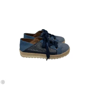 Shoes Sneakers By Clothes Mentor In Blue, Size: 10
