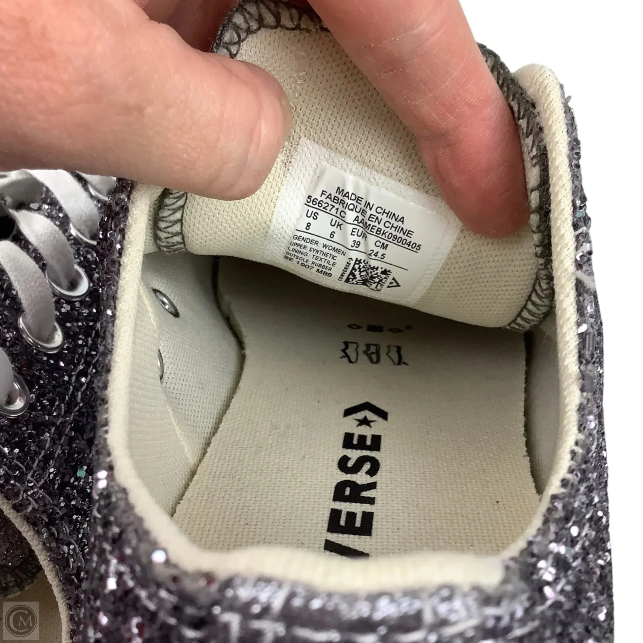Shoes Sneakers By Converse In Silver, Size: 8
