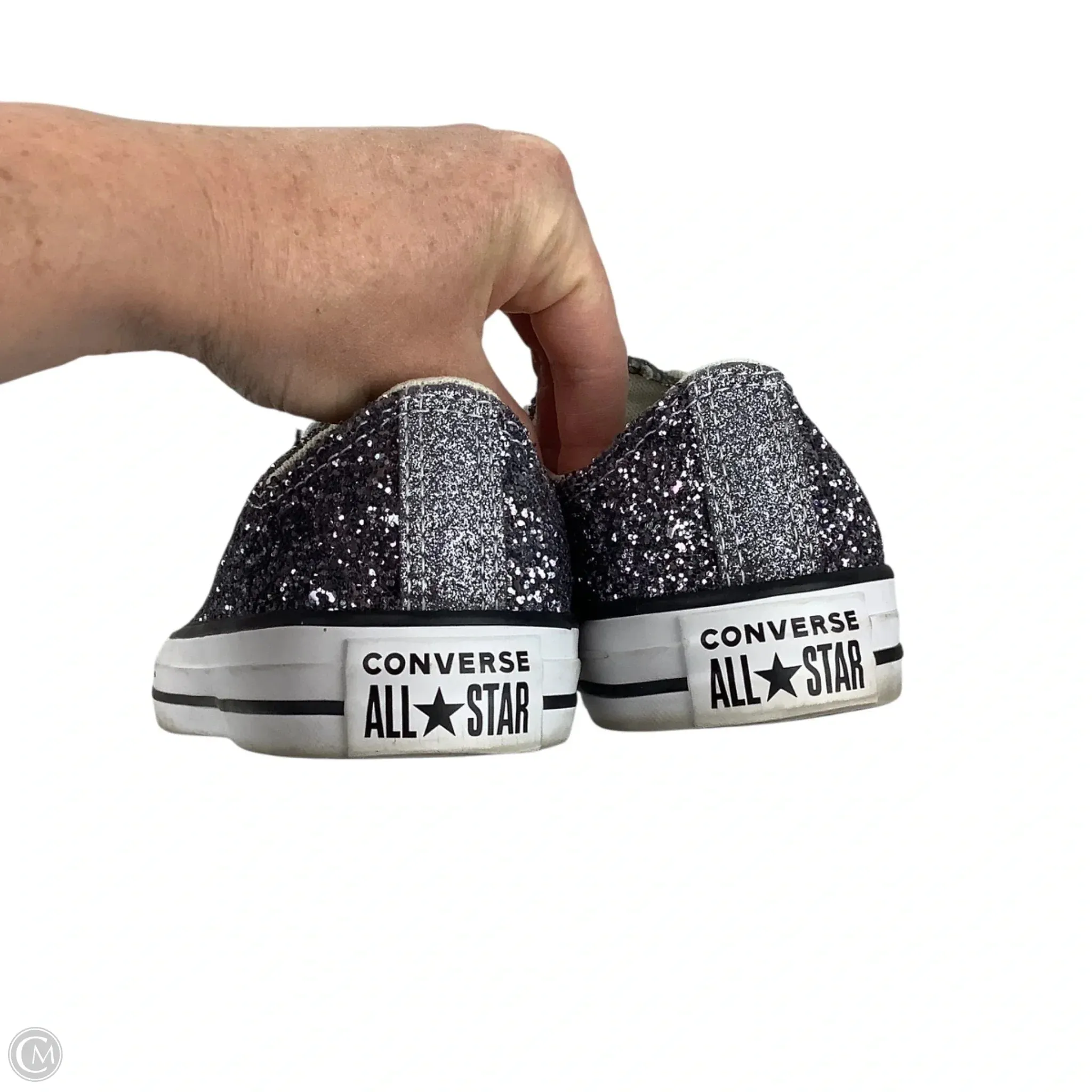 Shoes Sneakers By Converse In Silver, Size: 8