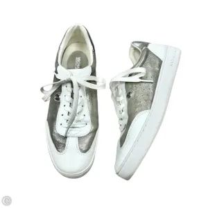 Shoes Sneakers By Michael By Michael Kors In Silver & White, Size: 8