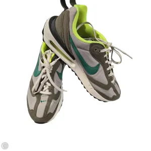 Shoes Sneakers By Nike In Beige, Size: 7.5