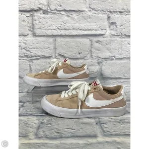 Shoes Sneakers By Nike In Tan, Size: 8