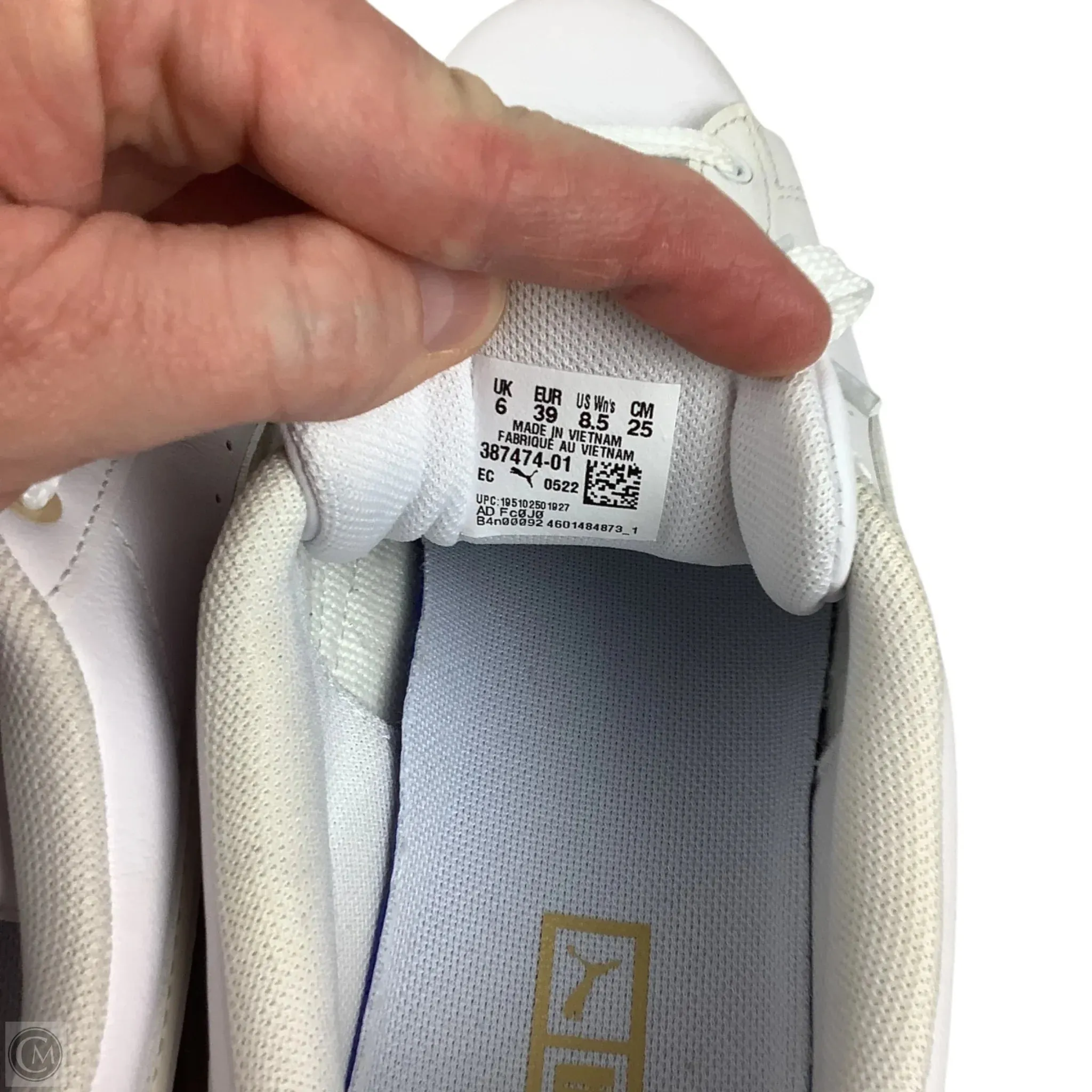 Shoes Sneakers By Puma In White, Size: 8.5