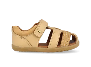 Step Up Roam Closed Sandal